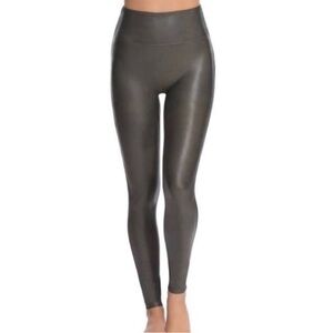 Spanx Faux Leather Leggings Size Medium